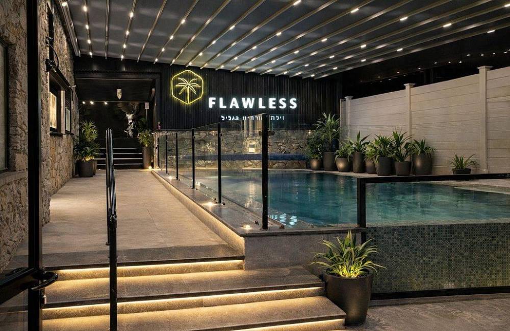 218450 גלריה כללית, וילה פלואלס בוטיק, וילה  בדלתון וילות - Vila 4 U