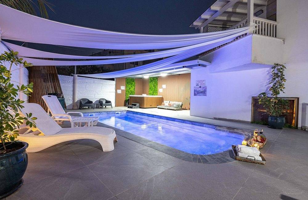 218729 גלריה כללית, וילה ספא ריש, וילה  בירכא וילות - Vila 4 U