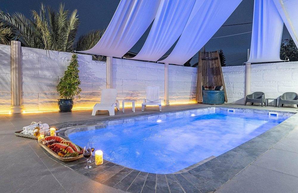 218813 מתחם חיצוני, וילה ספא ריש, וילה  בירכא וילות - Vila 4 U