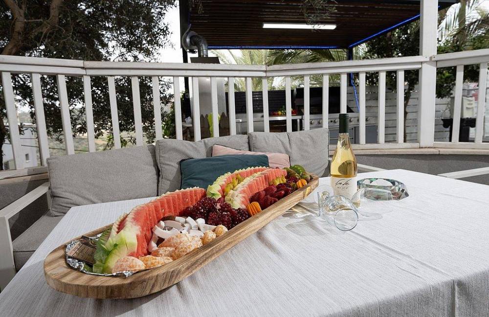 218840 מתחם חיצוני, וילה ספא ריש, וילה  בירכא וילות - Vila 4 U