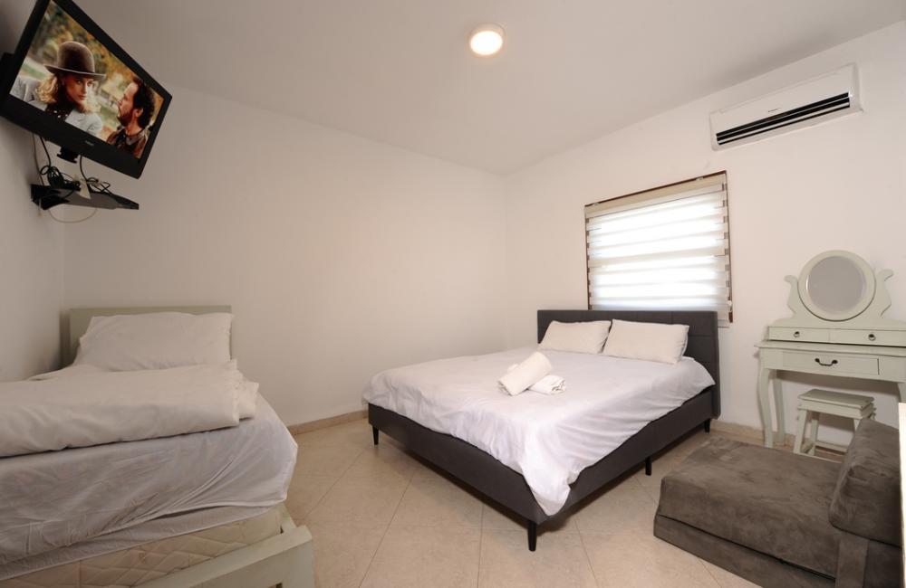 218978 מתחם האחוזה, אחוזת מרלו - MERLOT, וילה  בדלתון וילות - Vila 4 U