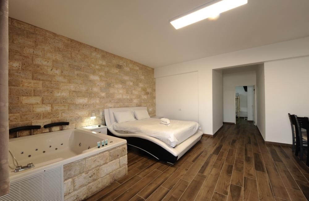 219052 הסוויטה המשפחתית, אחוזת מרלו - MERLOT, וילה  בדלתון וילות - Vila 4 U