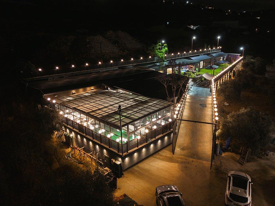 223314 המתחם בערב, אחוזת המטע בגליל בוטיק, וילה  בירכא וילות - Vila 4 U