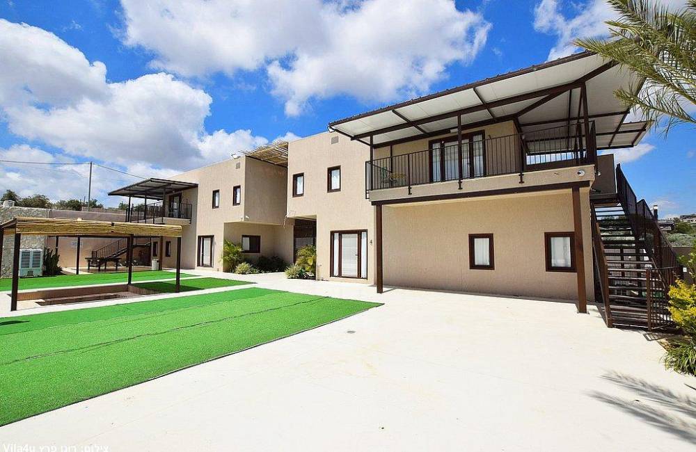225197 מתחם החצר והבריכה, סהרה ריזורט - Sahara resort, וילה  בירכא וילות - Vila 4 U