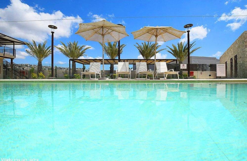 225199 מתחם החצר והבריכה, סהרה ריזורט - Sahara resort, וילה  בירכא וילות - Vila 4 U