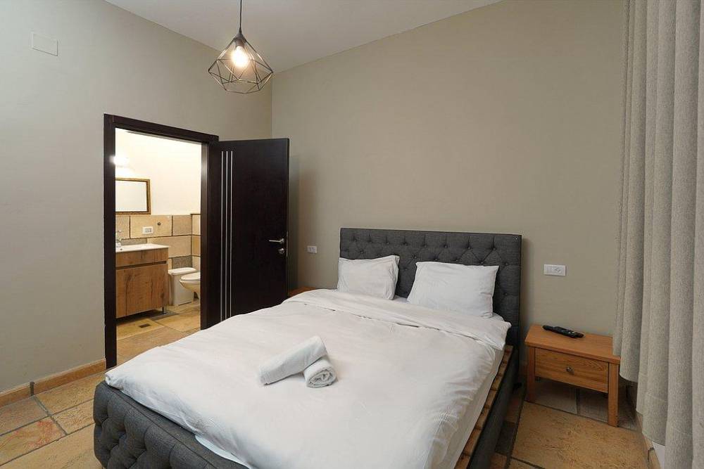 228237 גלרית פנים, וילה רילקס - Villa Relax, וילה  בנוף כנרת וילות - Vila 4 U
