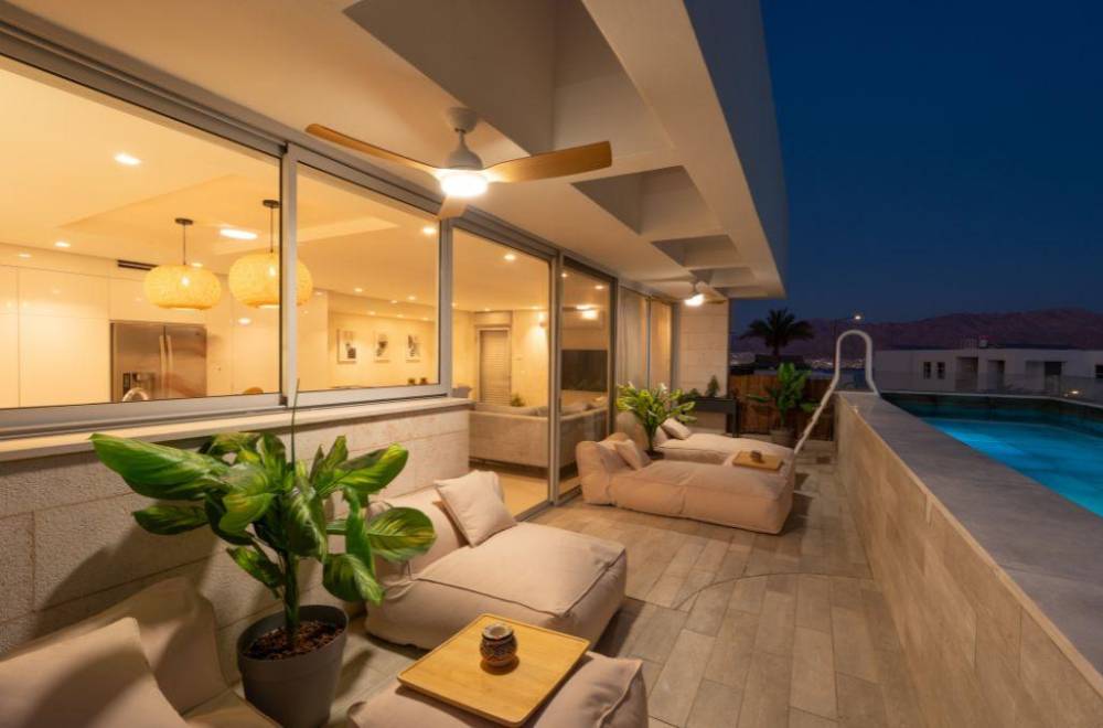 232851 מתחם חיצוני, פנטהאוז אאורה קומה 1.5 בריכה מחוממת, וילה  באילת וילות - Vila 4 U