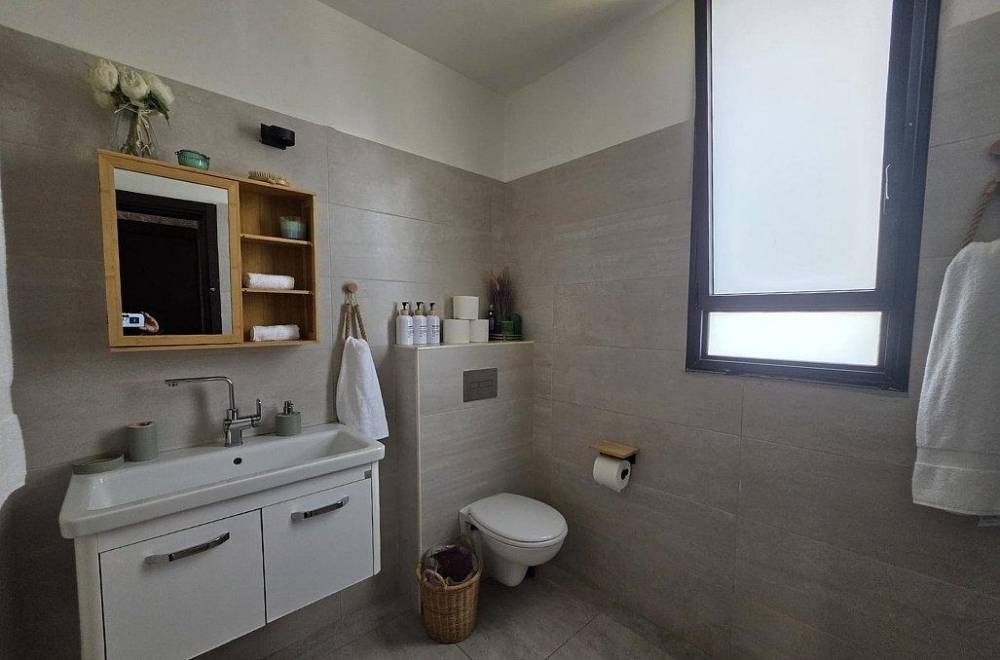 234454 גלרית פנים, צ'יל וילה - Chill Villa, וילה  באשקלון וילות - Vila 4 U