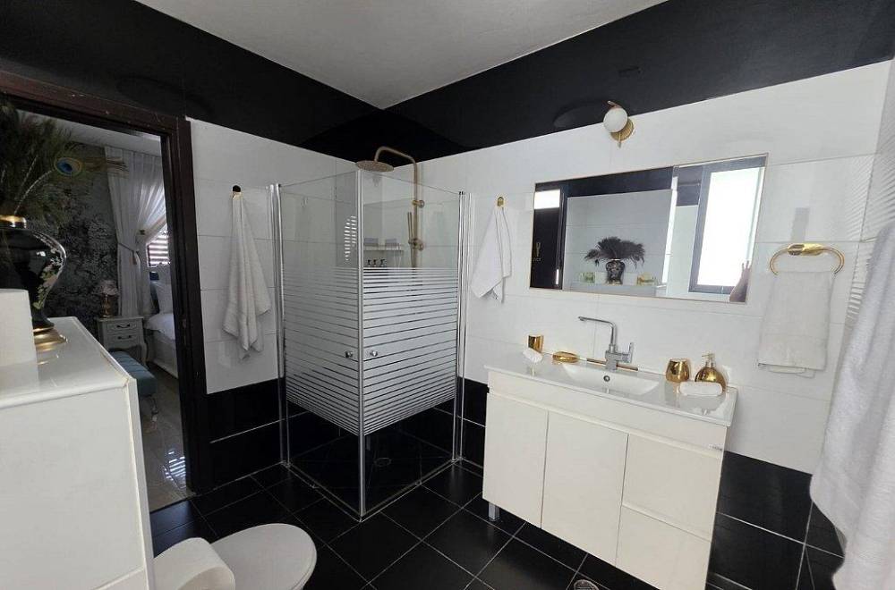 234455 גלרית פנים, צ'יל וילה - Chill Villa, וילה  באשקלון וילות - Vila 4 U