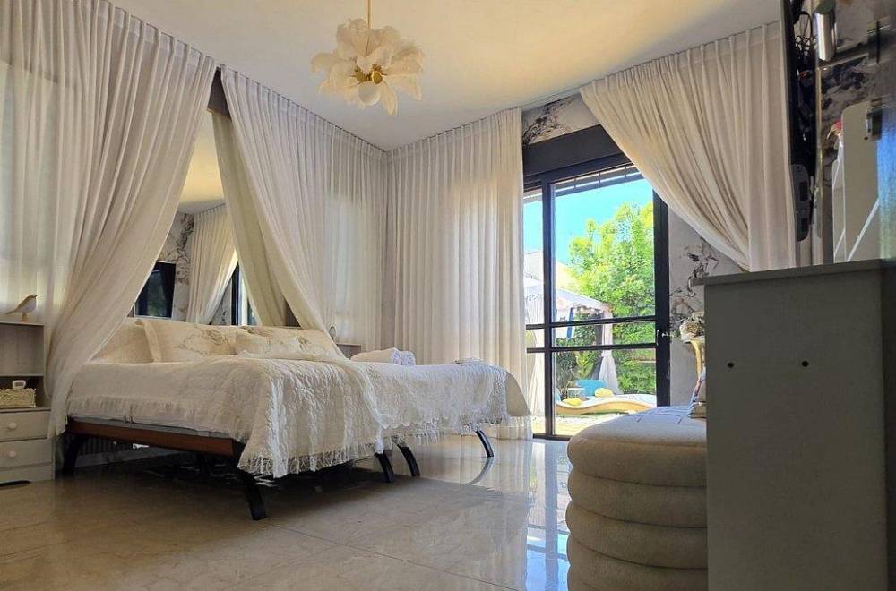 234459 גלרית פנים, צ'יל וילה - Chill Villa, וילה  באשקלון וילות - Vila 4 U