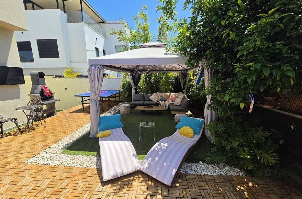234492 המתחם החצוני, צ'יל וילה - Chill Villa, וילה  באשקלון וילות - Vila 4 U