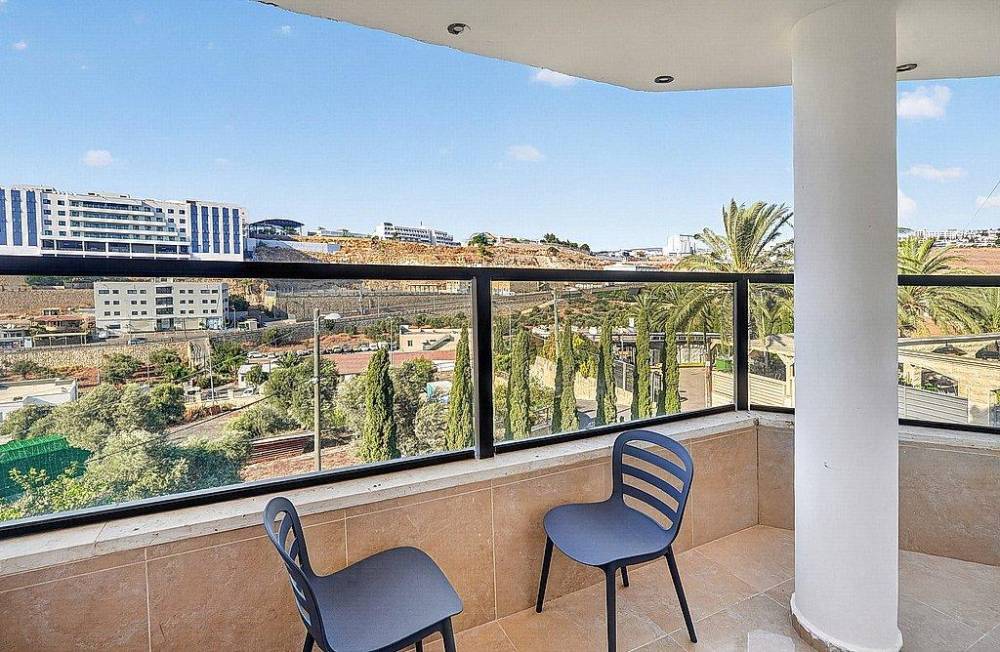 236981 מתחם הבריכה והחצר, וילה קינג בוטיק, וילה  בירכא וילות - Vila 4 U