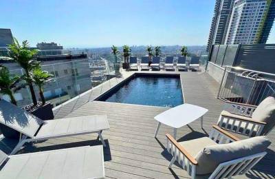 וידאו - רויאל פנטהאוז