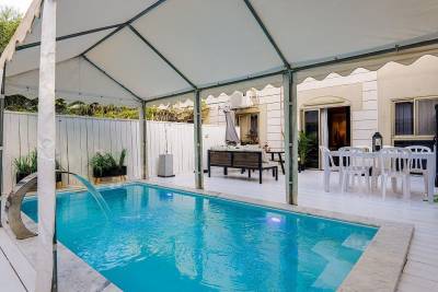 וידאו - וילה יושי ריזורט