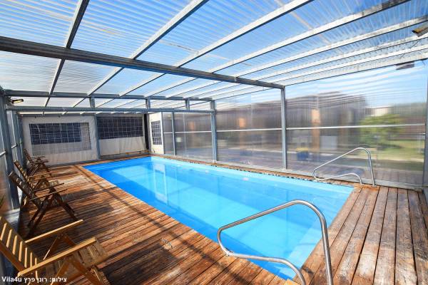 טוקה צימר - Tocca Zimmer