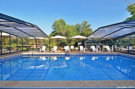 וילה פרובאנס - בריכת שחייה